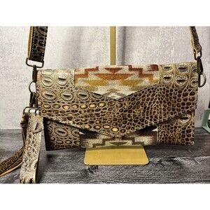 Leather and Wool Clutch Bag With Crossbody And Accessories (1EF)